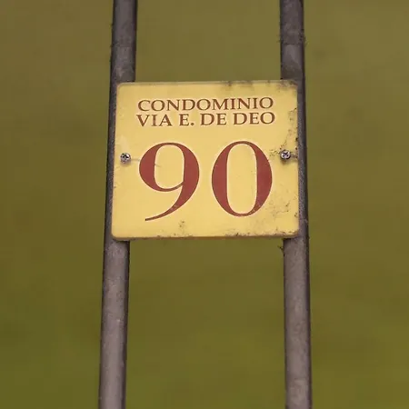 Pensión Pisadog Nápoles