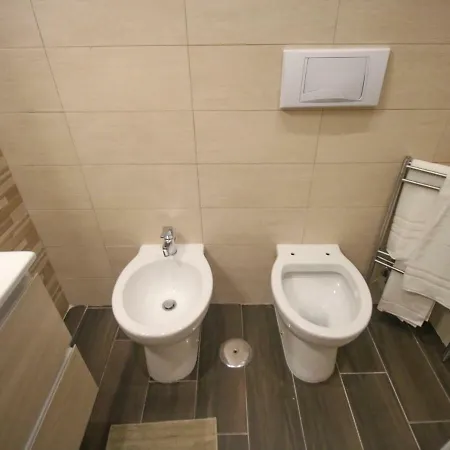 Pisadog בית הארחה