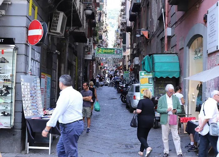 Pisadog Πανσιόν Νάπολη