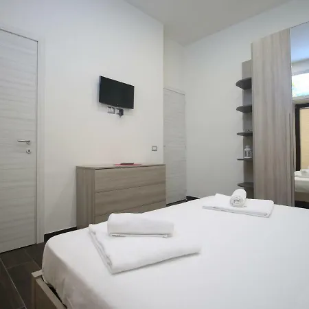 Pisadog Guest house Naples